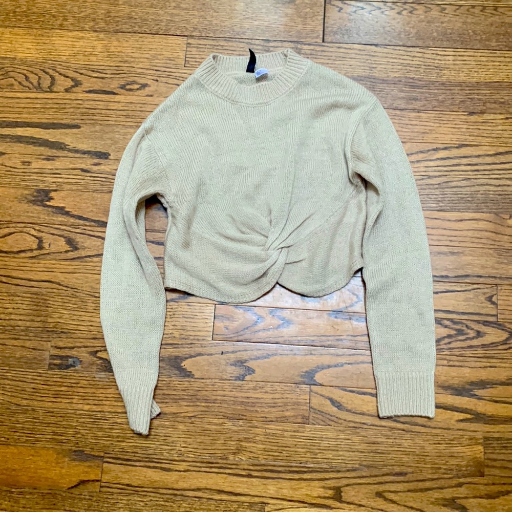 Cropped sweater worn once